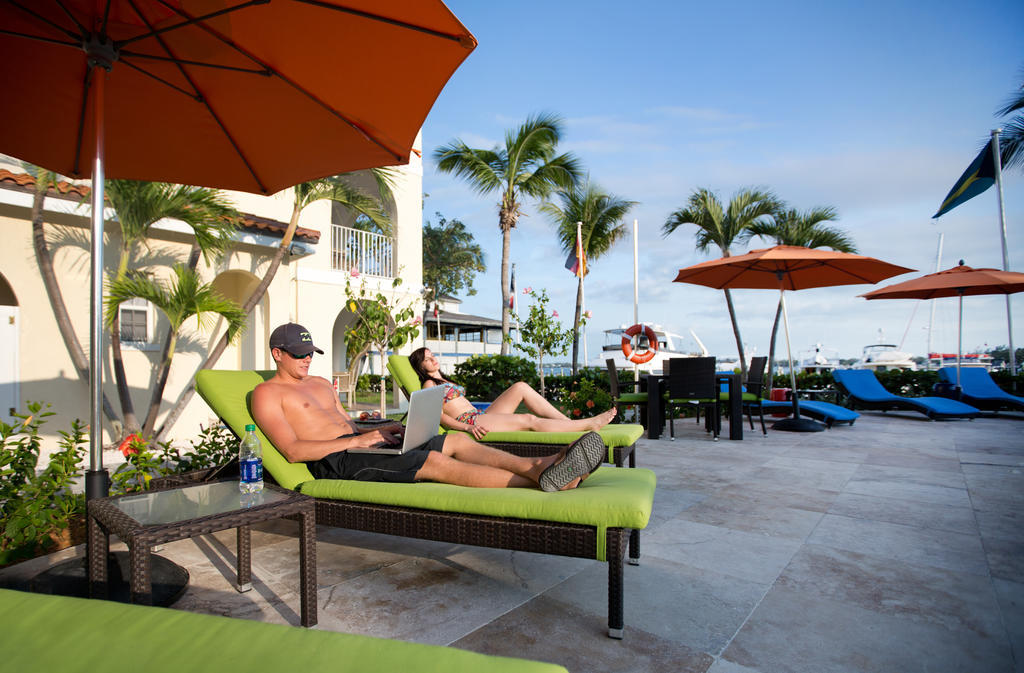Paradise Harbour Club & Marina Nassau Extérieur photo