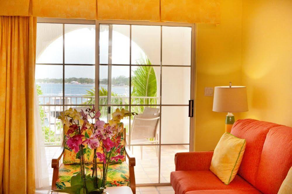 Paradise Harbour Club & Marina Nassau Extérieur photo